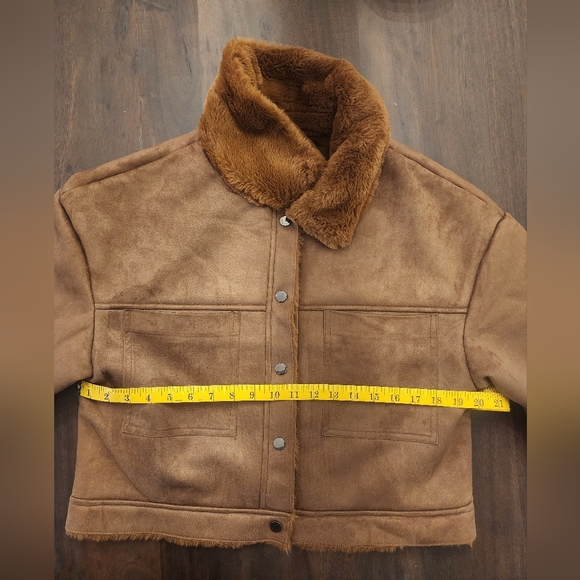 Women's Deluc "Mathew" Faux Suede Jacket In Size Medium In The Almond Color - Picture 14 of 16